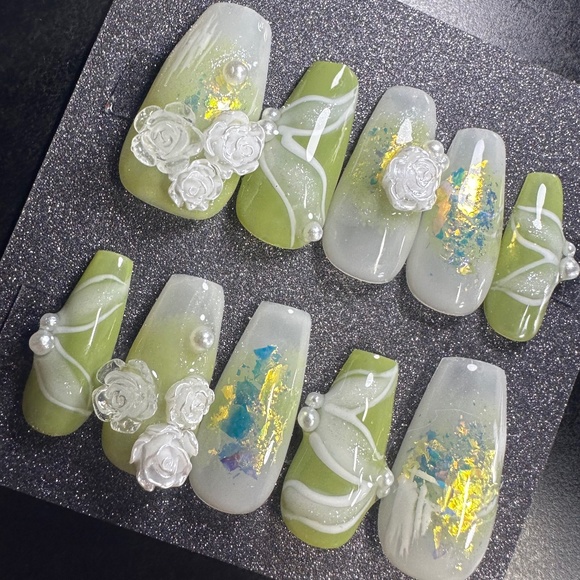 Medium coffin green and white with roses handmade press on nails - Picture 1 of 5